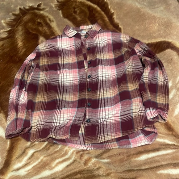 Cute pink flannel💓 - Picture 1 of 4